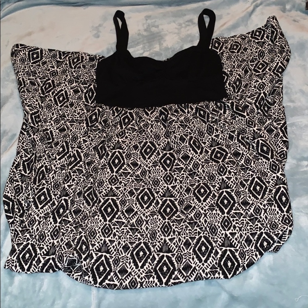 🦄Black and White Sundress🦄